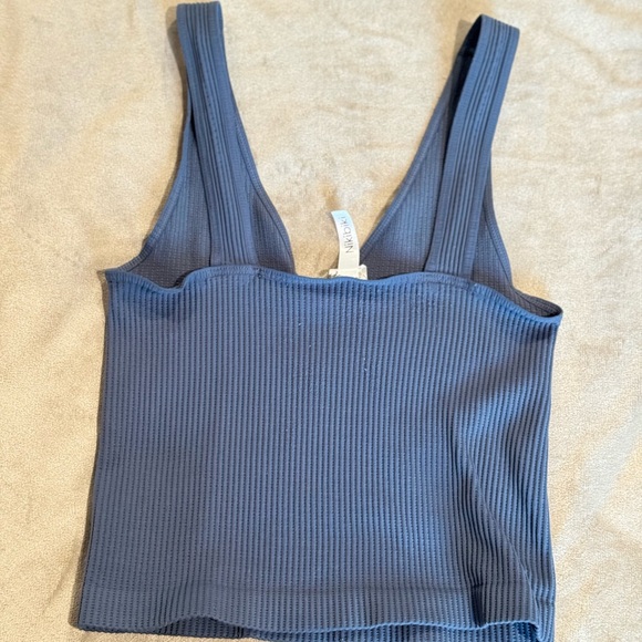 Tank top Bundle - Picture 2 of 6